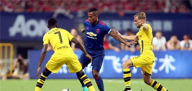 威少拒绝湖人，国王出700万抢人，雄鹿愿意1000万续约