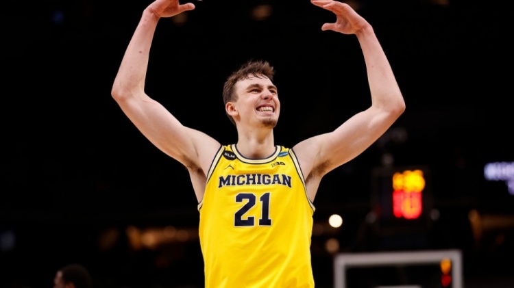 高清：欧冠巴黎0-1利物浦 埃利奥特替补绝杀.